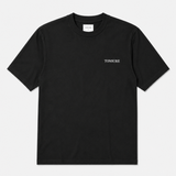 Sort t-shirt til mænd i bæredygtigt bomuld fra danske herretøjsbrand Tonsure. Ryggen er prydet med Teddy Copenhagen print i stor størrelse.