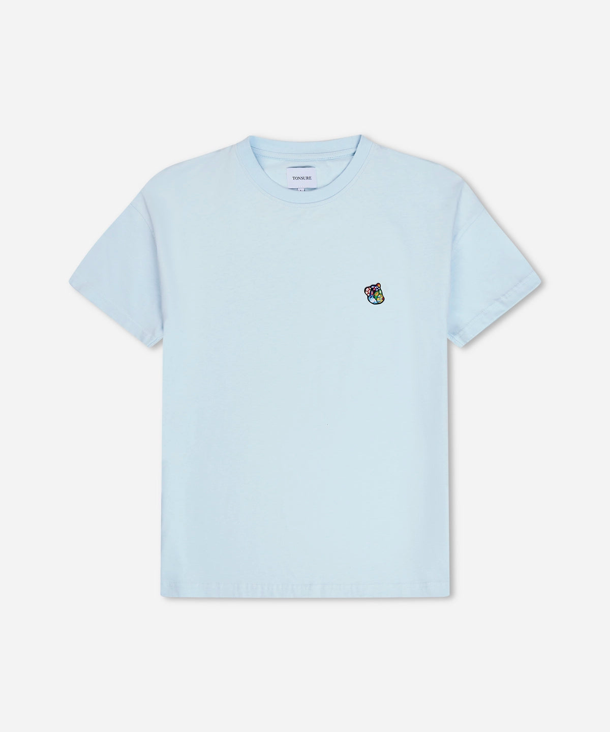 Premium kvalitet t-shirt. Teddy premium tee lyseblå til mænd. Tonsure er skandinavisk mode til mænd. Unisex styles