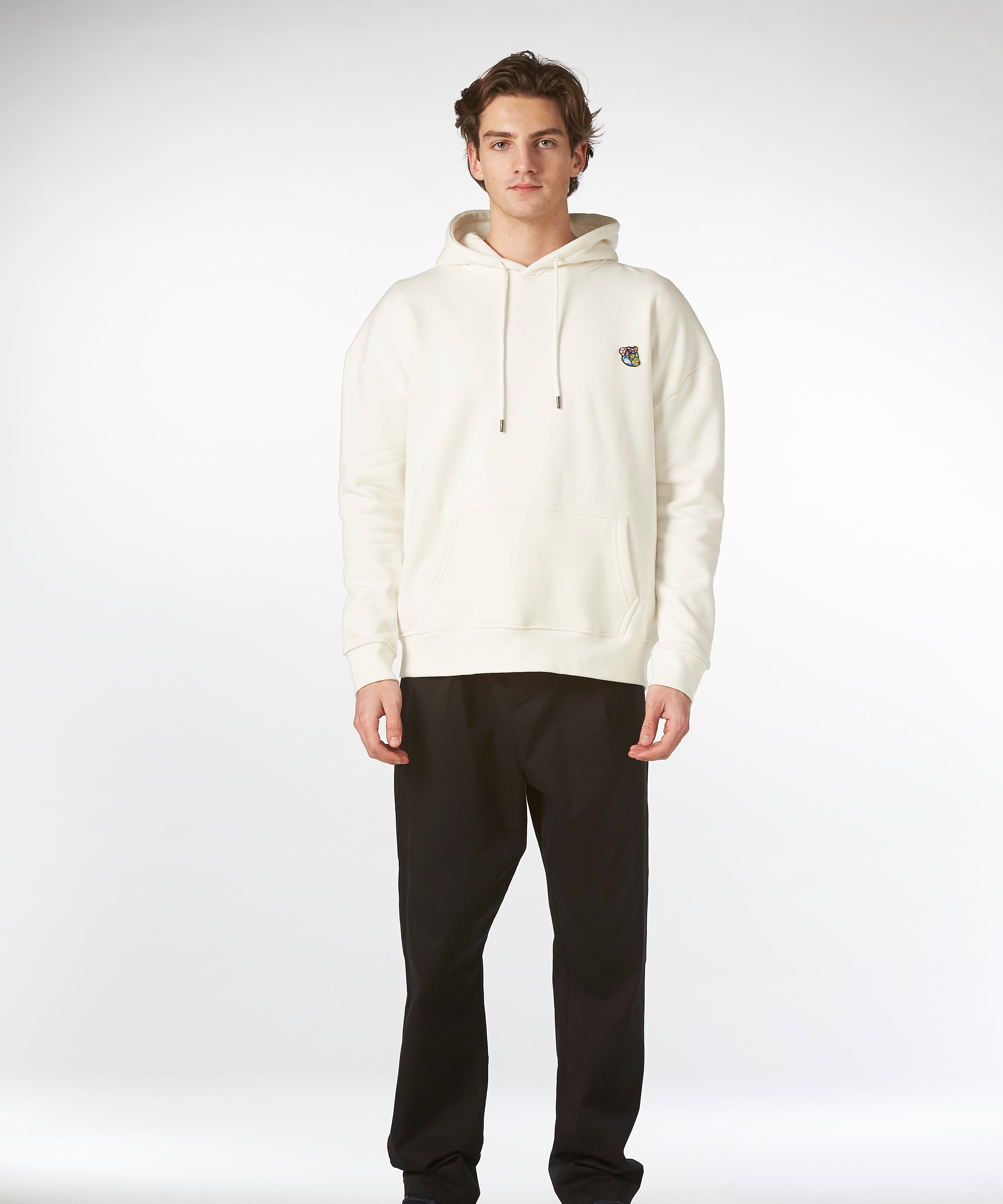 Teddy premium hoodie off white  front Tonsure. Hoodie til mænd. Trends 2026. Herremode 2026