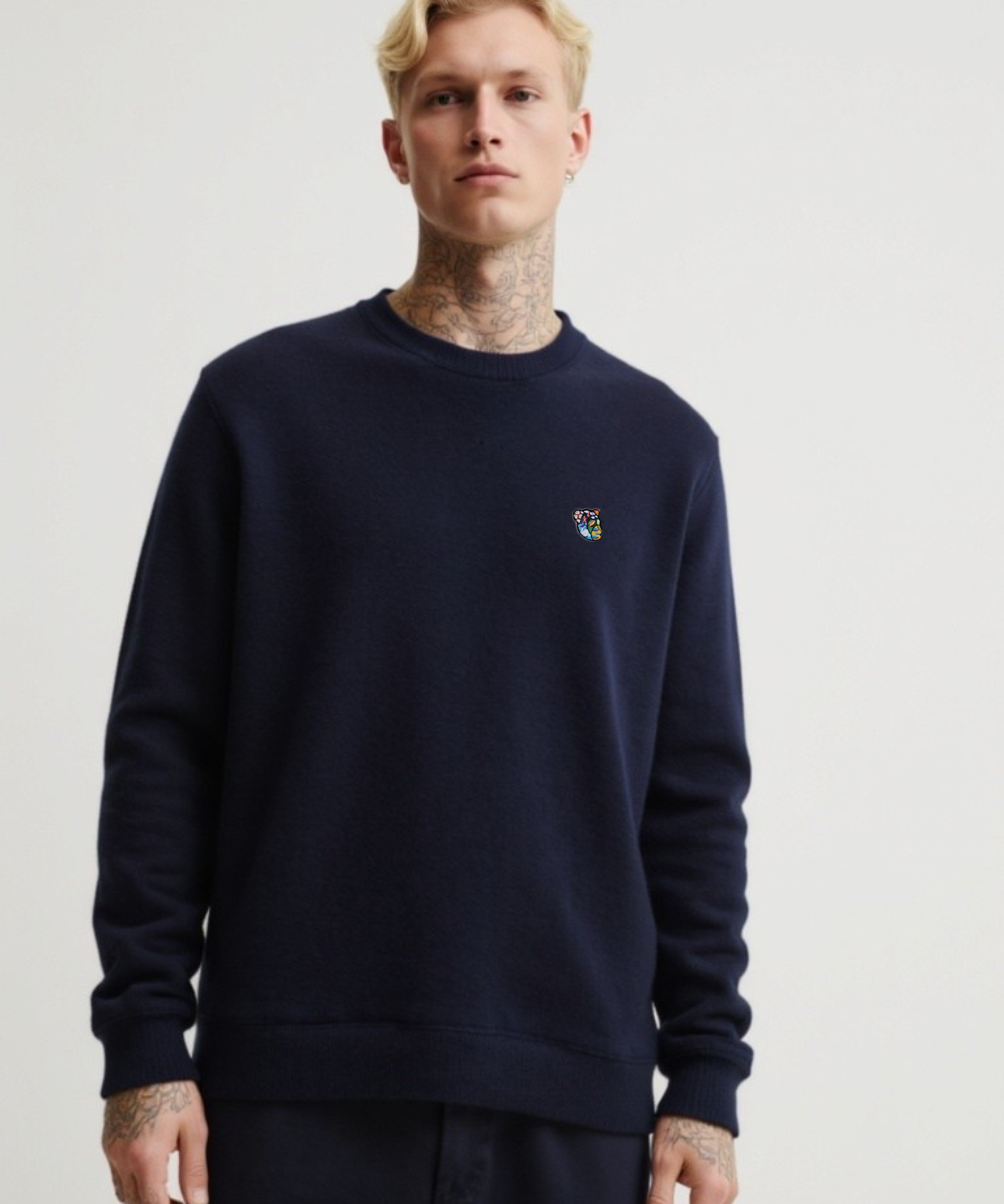 Teddy premium sweatshirt dark navy Tonsure. Sweatshirt til mænd. Trends 2025. Skandinavisk mode til mænd. 