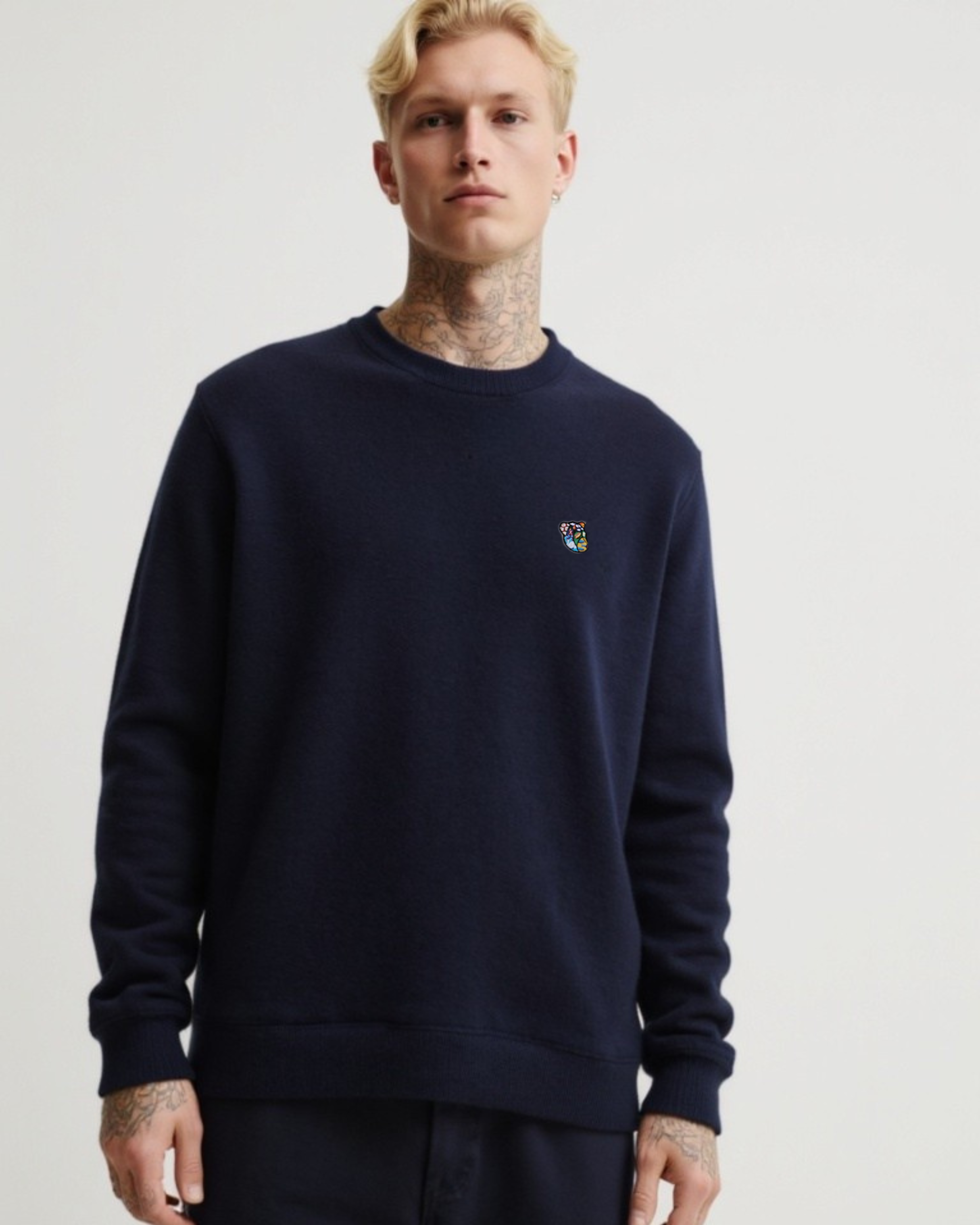 Teddy premium sweatshirt dark navy Tonsure. Sweatshirt til mænd. Trends 2025. Skandinavisk mode til mænd. 