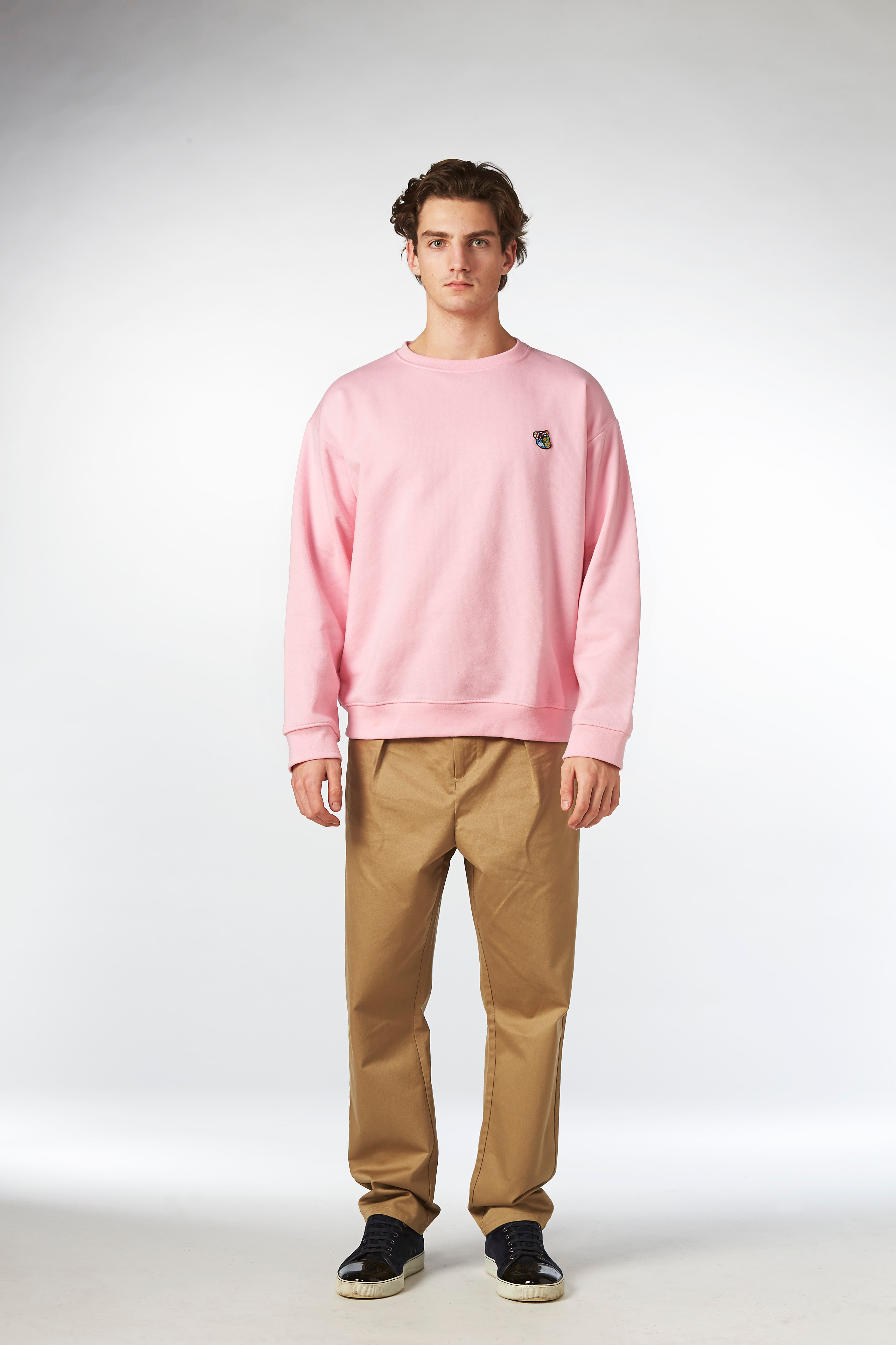 Sweatshirt i pink til mænd fra tonsure. Copenhagen style. Trends 2026. Fashion color. Herremode 2026. Color trends 2026